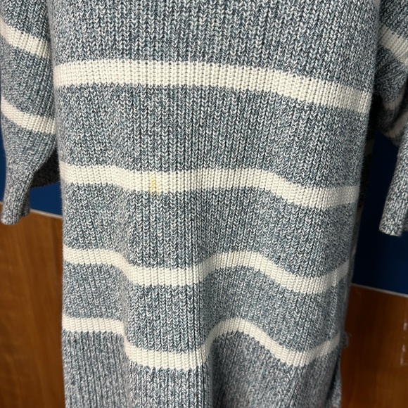 Gap sweater - Picture 5 of 7